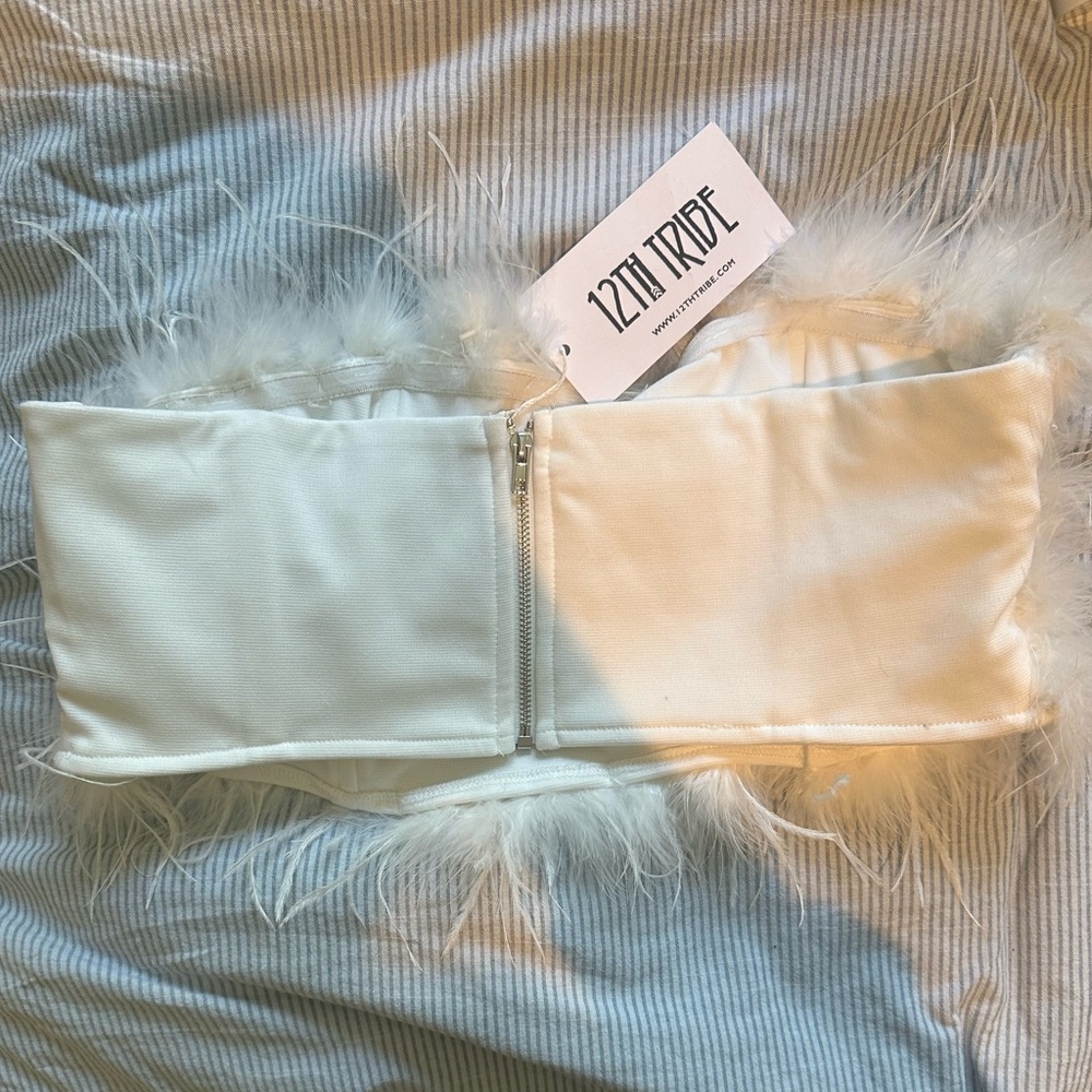 12th Tribe Ivory Feathered Bandeau - Picture 5 of 8